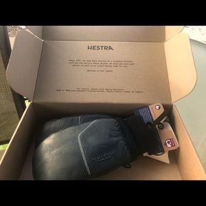 Hestra Omni Mitt Unisex: new in box!